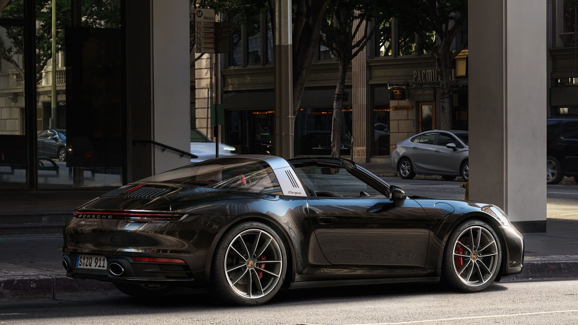 Nové Porsche 911 Targa kompletizuje trio modelov 911