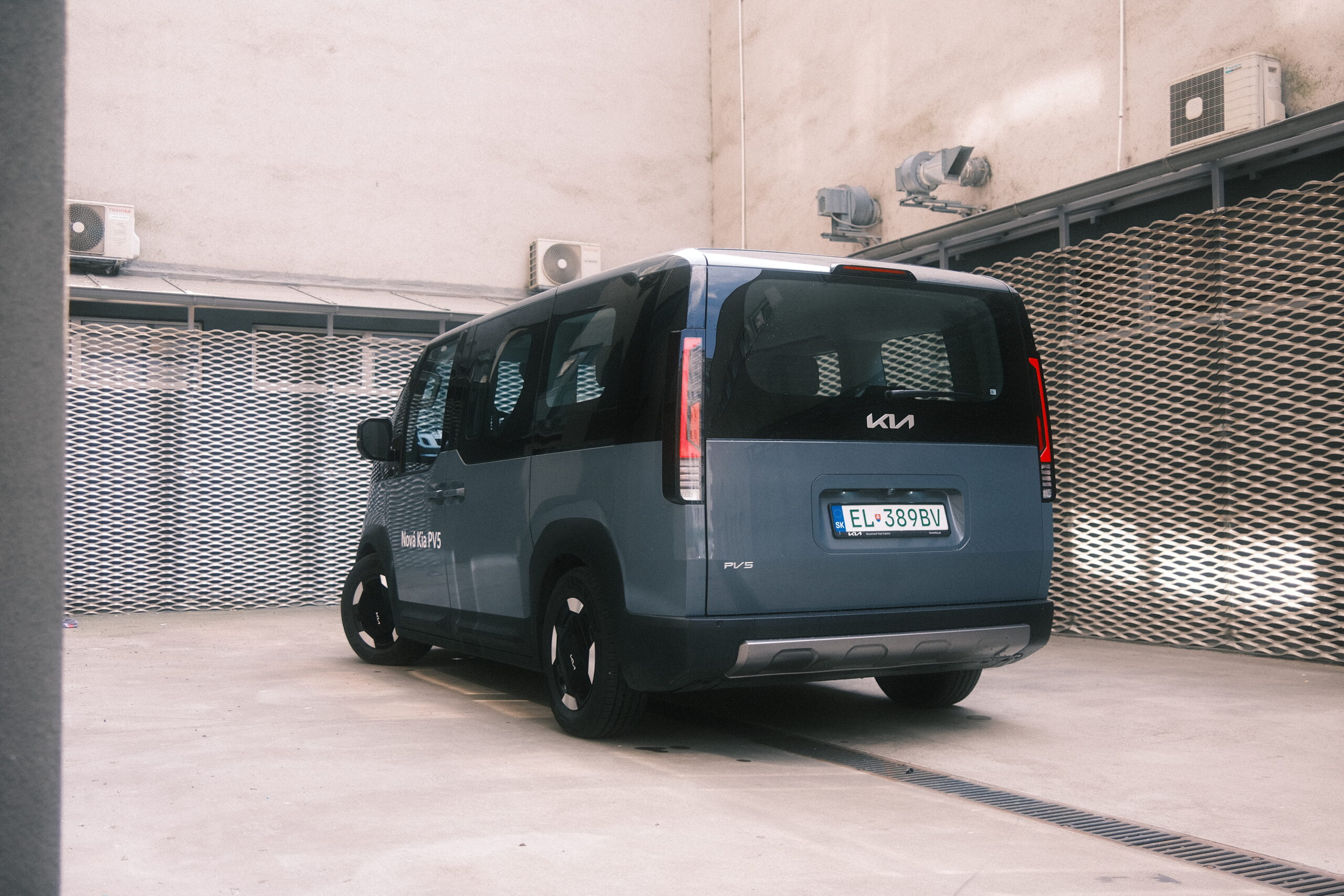 Kia PV5 Passenger