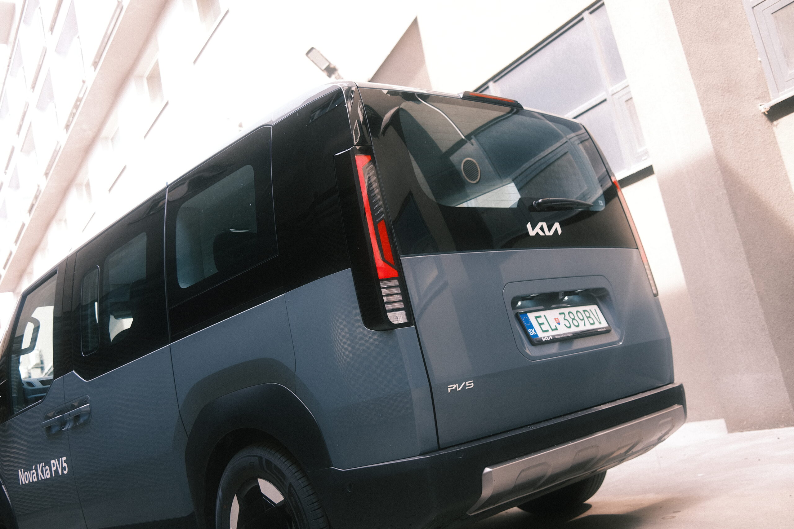 Kia PV5 Passenger