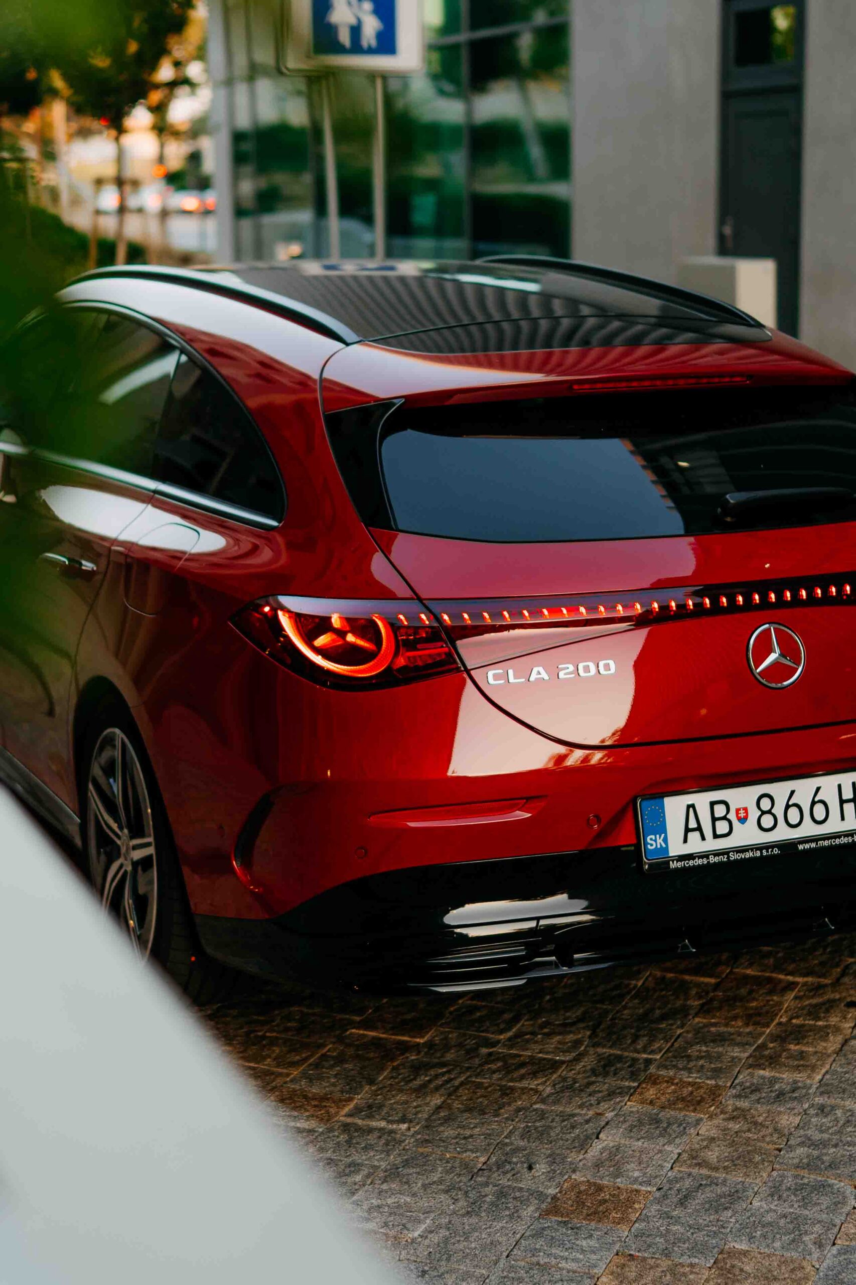 Mercedes-Benz CLA 200