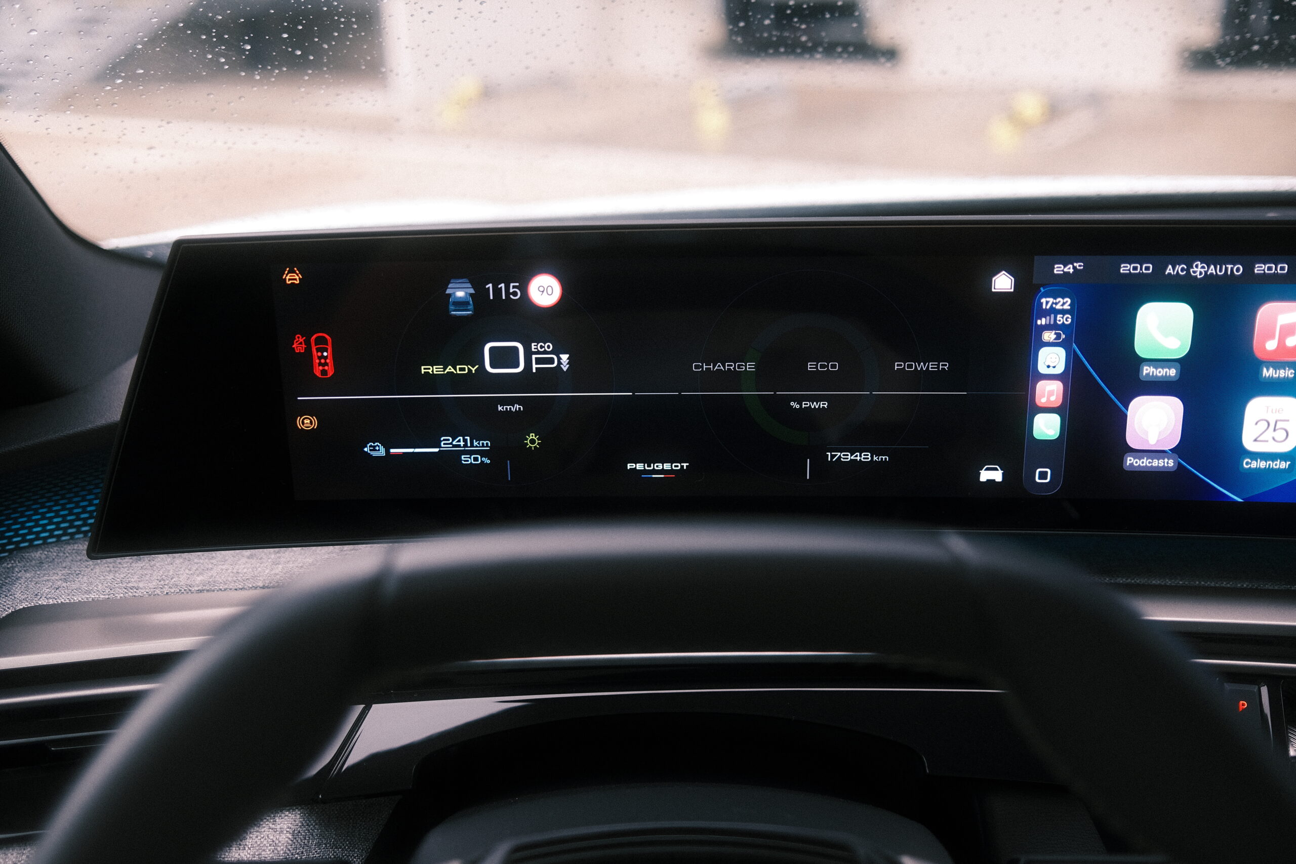 Peugeot E-5008 Long Range